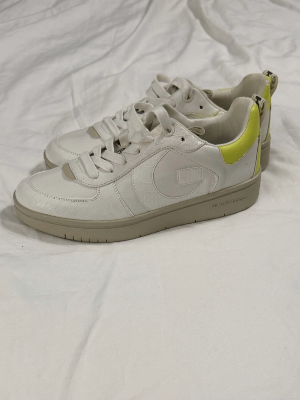 Kurt Geiger White Leather Sneakers with Neon Yellow Heel Tab